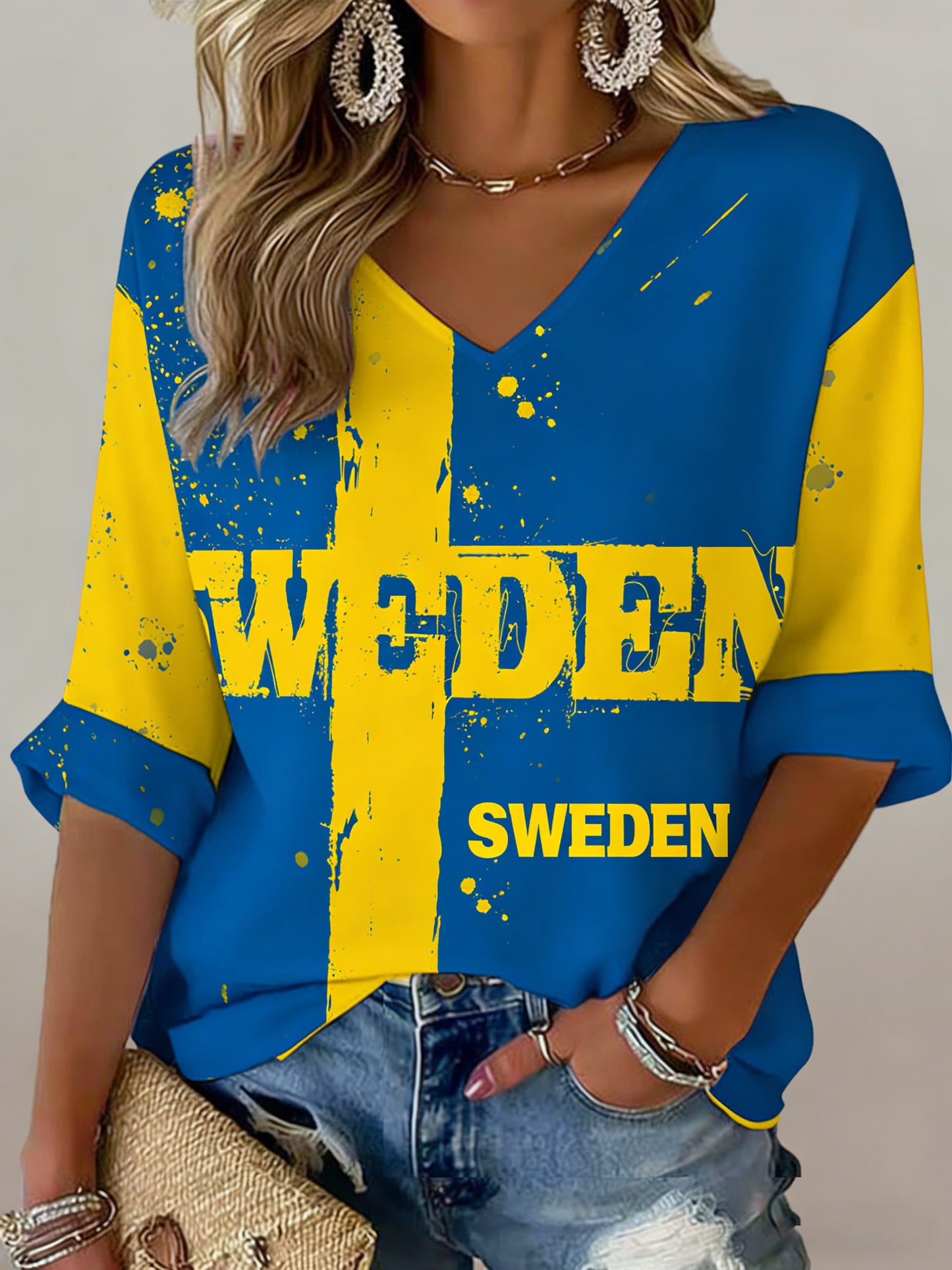 Damlinne Dalahästkonsttryck T-shirt med svenska flaggans färger