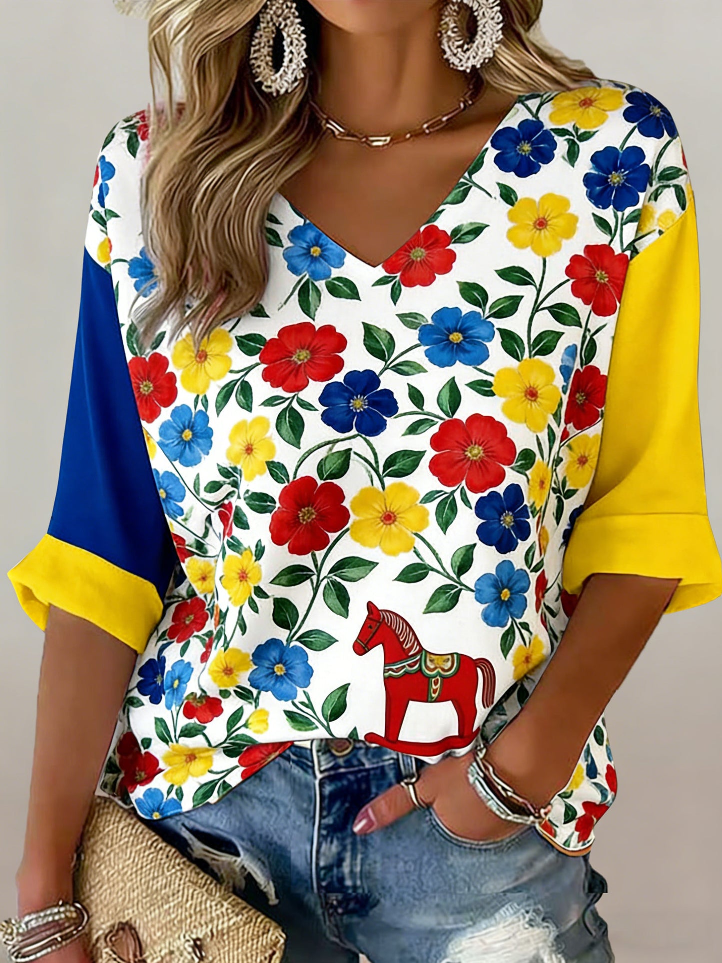 Damlinne Dalahästkonsttryck T-shirt med svenska flaggans färger