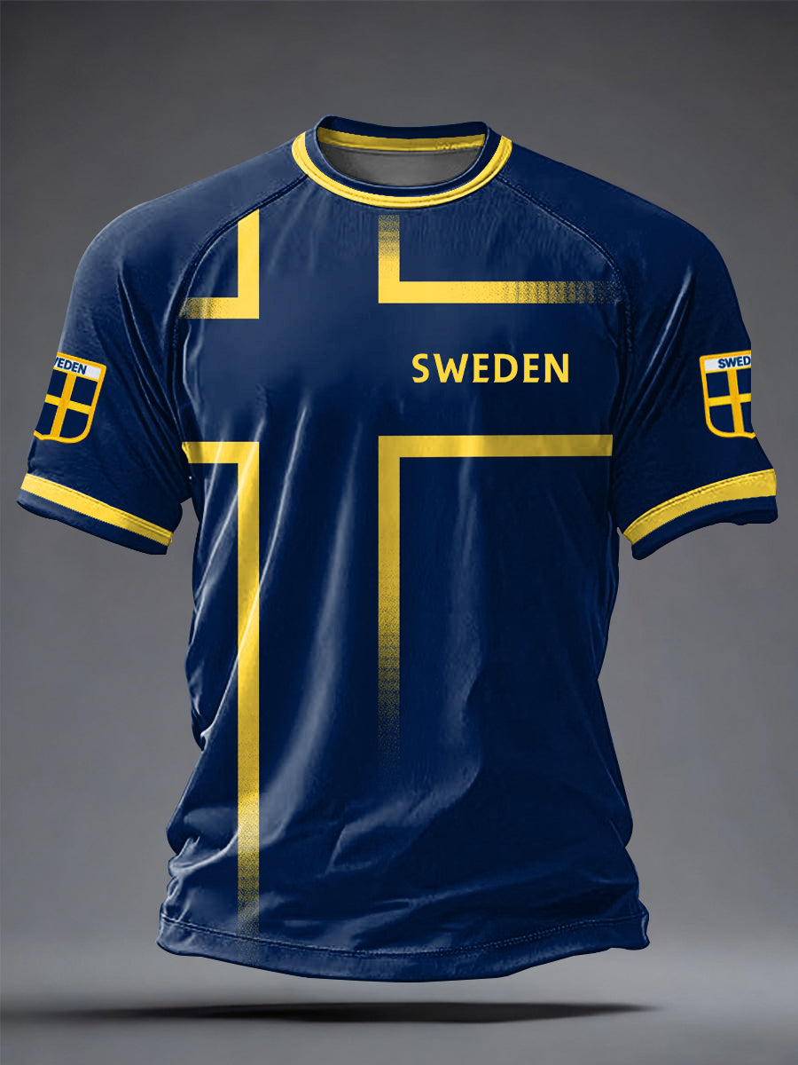 Herrtröja i svensk fotboll med tryckt, avslappnad stil och korta ärmarna