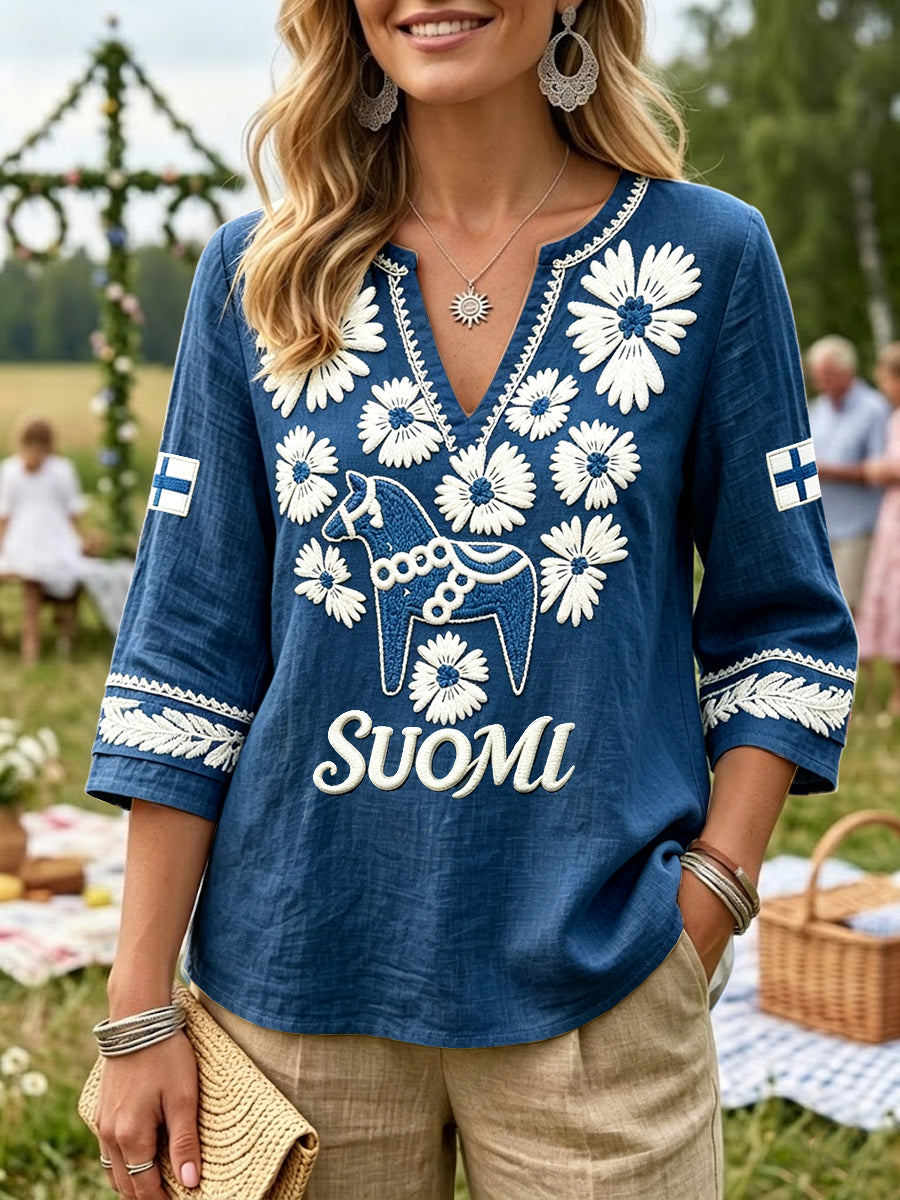 Dams blå finländsk midsommarblommig ”Suomi”-print avslappnad t-shirt med v-ringning