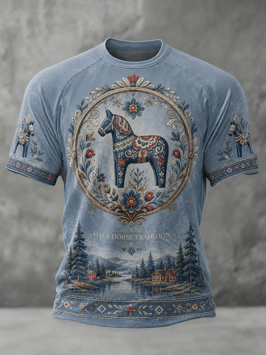 Herrlig t-shirt i svensk stil med dalahästtryck, avslappnad modell och korta ärmar