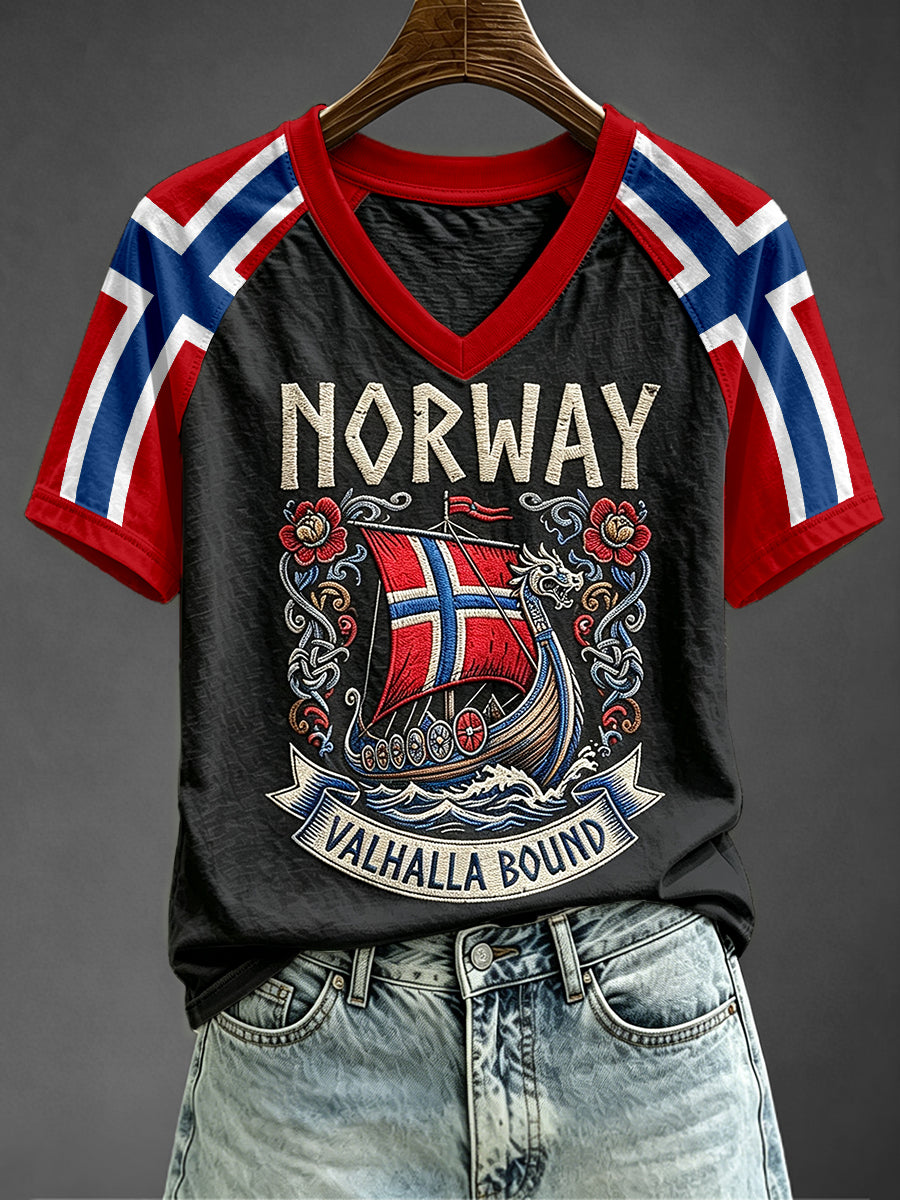 Kvinners Vikinglangskip Kunst Norge Flagg Trykk V-unning Kortermet T-skjorte
