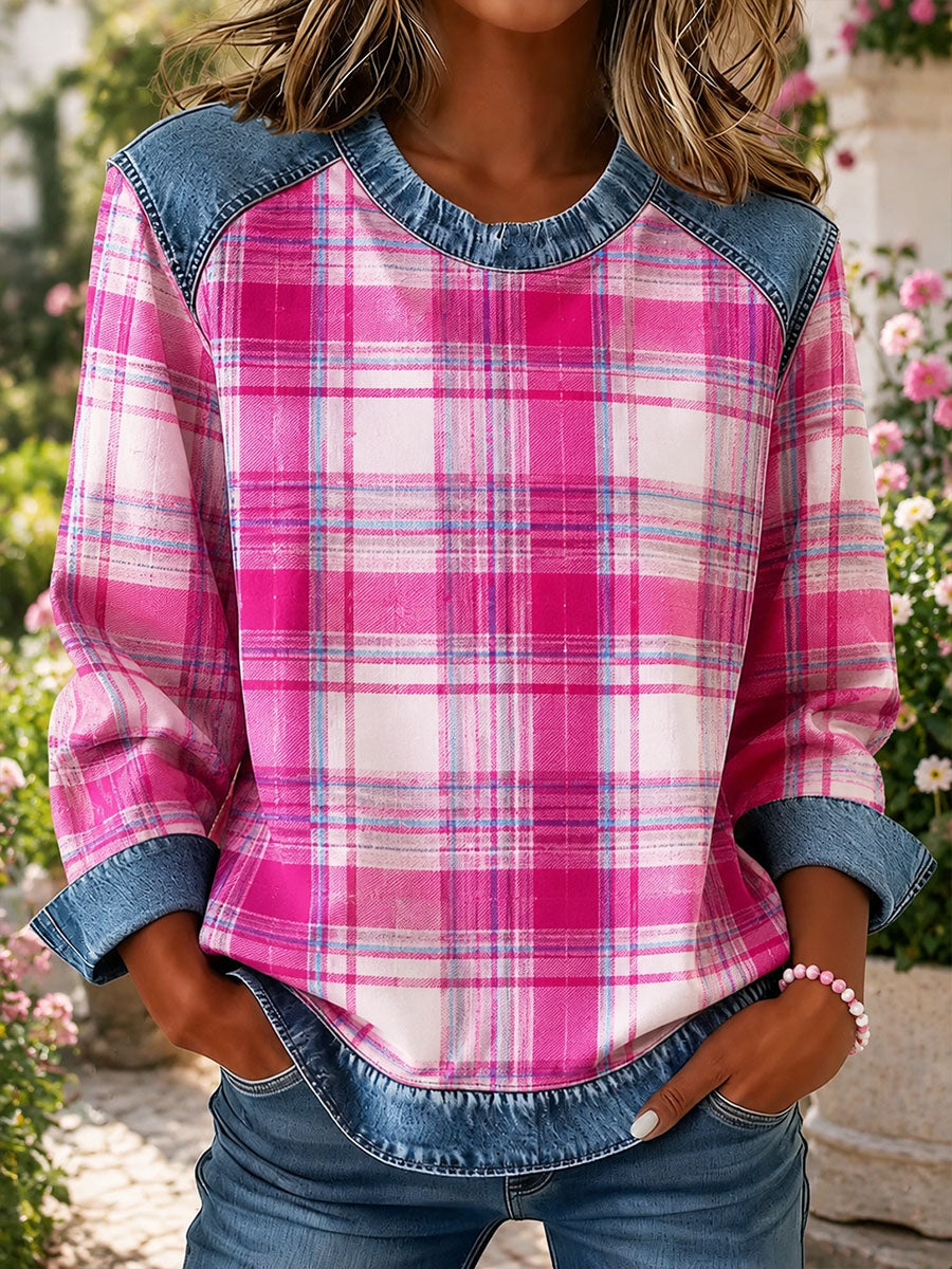 Kvinnlig jeansblus med rutigt tryck och tygtyll