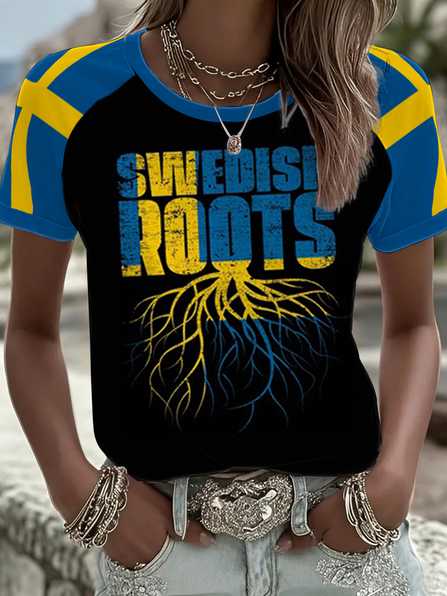 Dams T-shirt med rund halsringning och korta ärmar i svensk design
