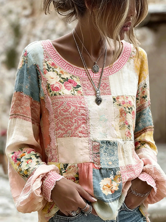 Dameskjorte i vintagestil i bomull og lin med broderte blomster og trykt lappeteknikk