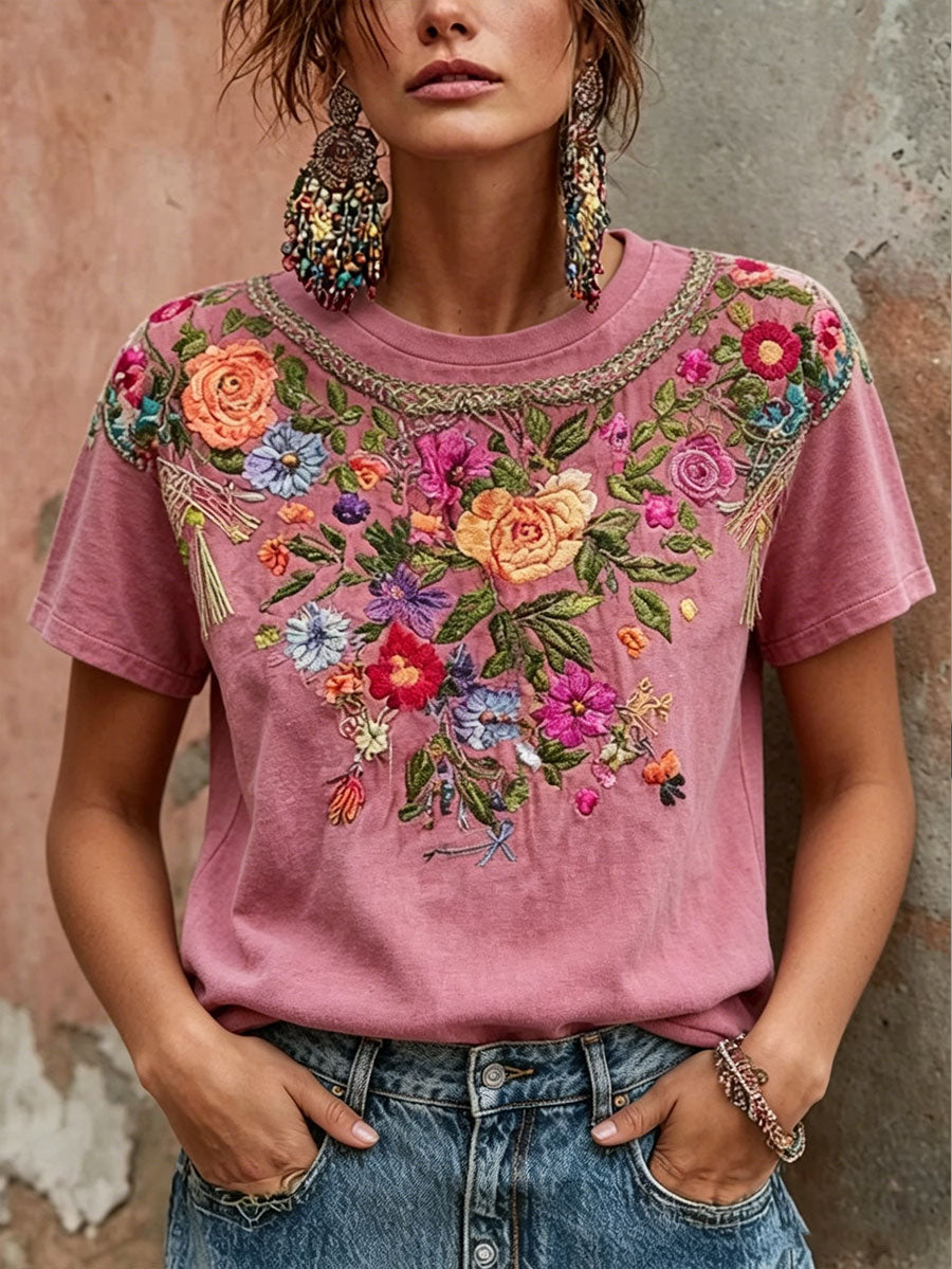 Dams T-shirt med rosa blommiga motiv för bröstcancermedvetenhet
