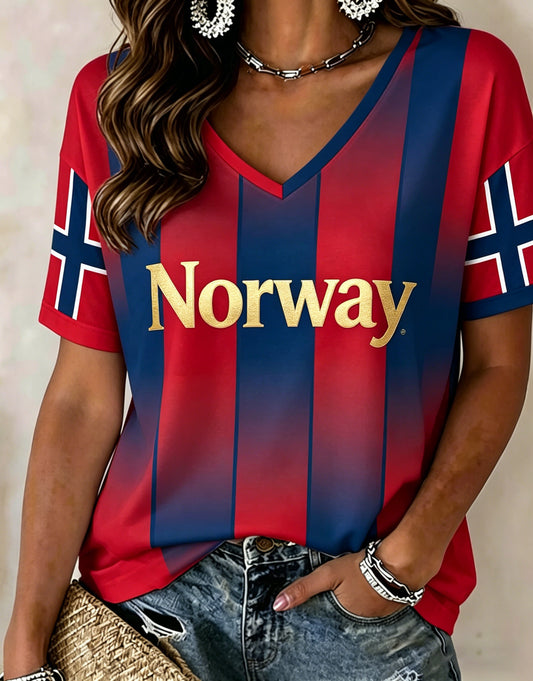Dame T-skjorte med kunsttrykk i norsk flaggs farger