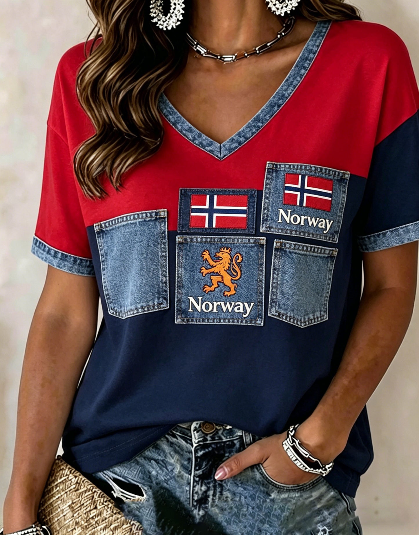 Dams T-shirt med konsttryck i norska flaggans färger
