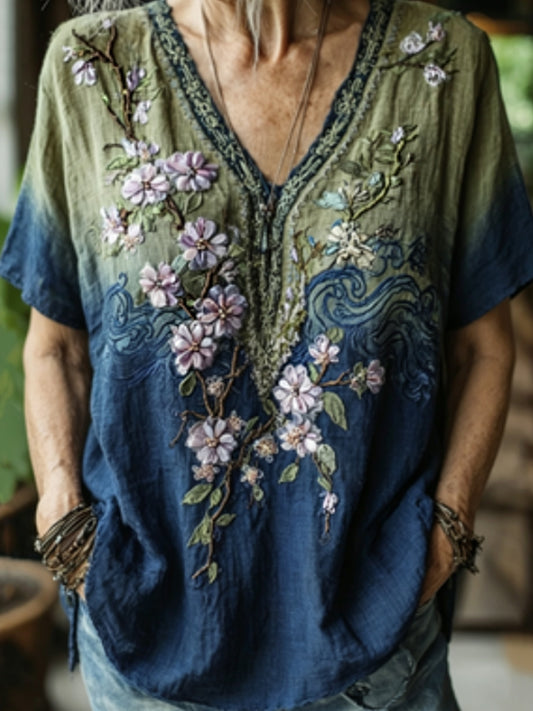 Dameklassisk, gradert japansk lin-T-skjorte med brodert mønster av kirsebærblomster og havbølger, kortermet