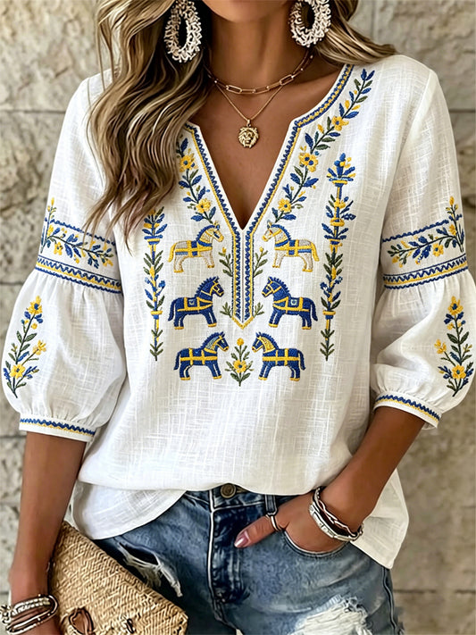 Dame sommerbluse med svensk midtsommertrykk, ledig stil