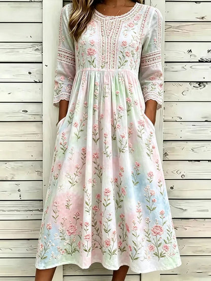 Dams klänning med blommönster, ledig stil