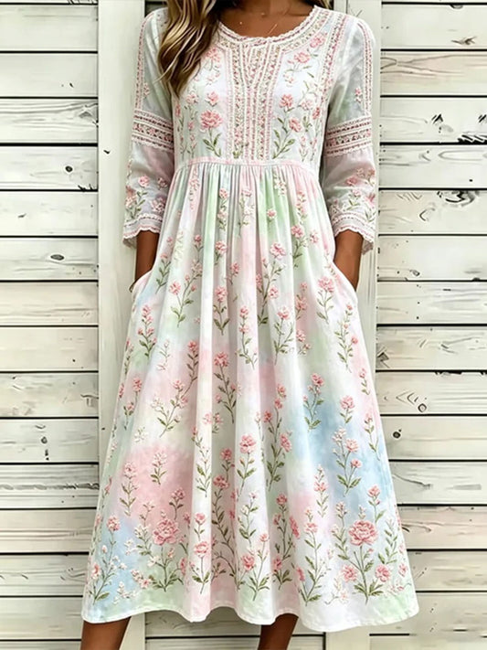 Damekjole med blomstermønster, uformell stil