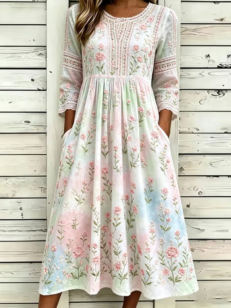Dams klänning med blommönster, ledig stil