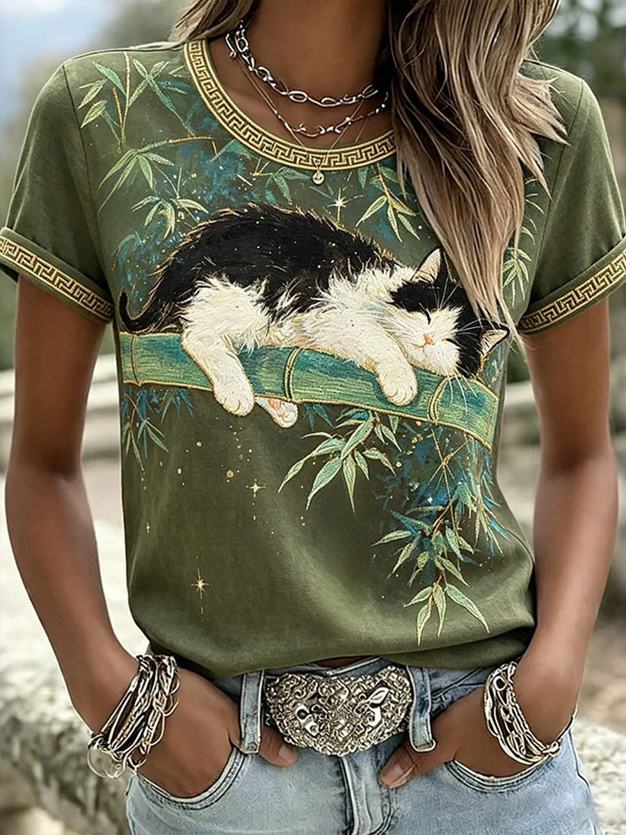 Kvinnlig ledig t-shirt med brodyr och tryck av katt och djur
