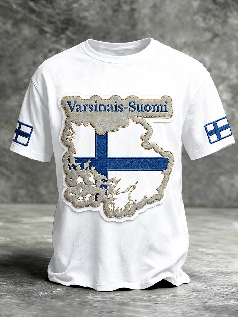 Miesten Suomi Lippu “SUOMI” Patchwork Print White Casual T-paito