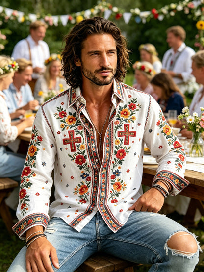 Herrtröja med långa ärmar och konstprint som hyllar den svenska midsommarfesten