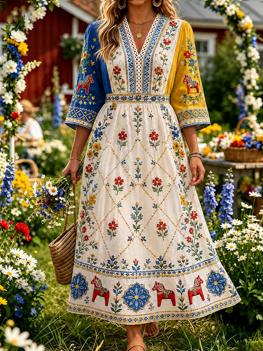 Damekjole i vintagestil med svensk dalahäst, brodert blomsterkunst og avslappet passform
