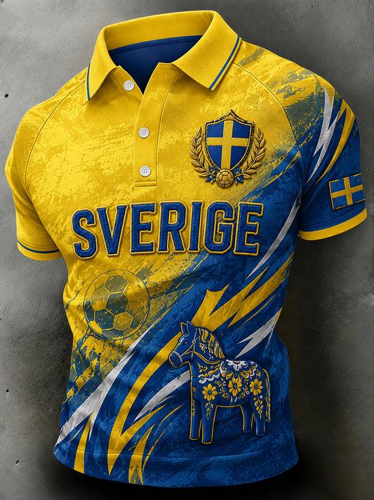 Herrepoloskjorte i retrostil med fotballelementer, kortermet og avslappet stil