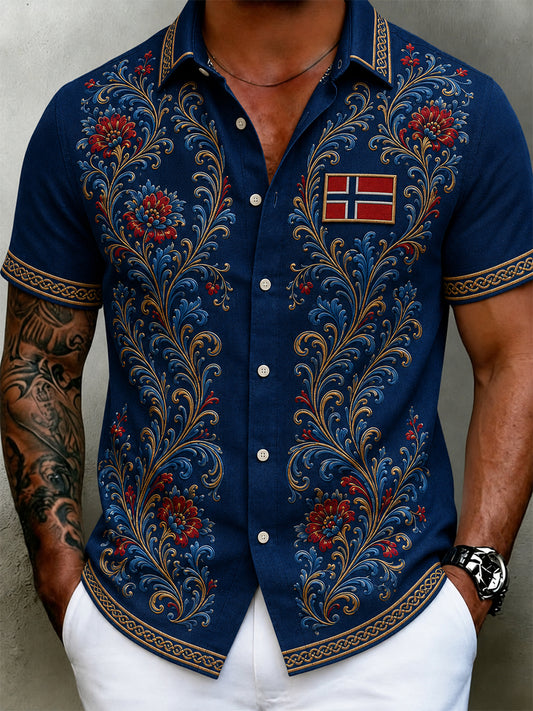 Kulturbluse for menn i retro nordisk stil med norsk kunsttrykk, av bomull og lin