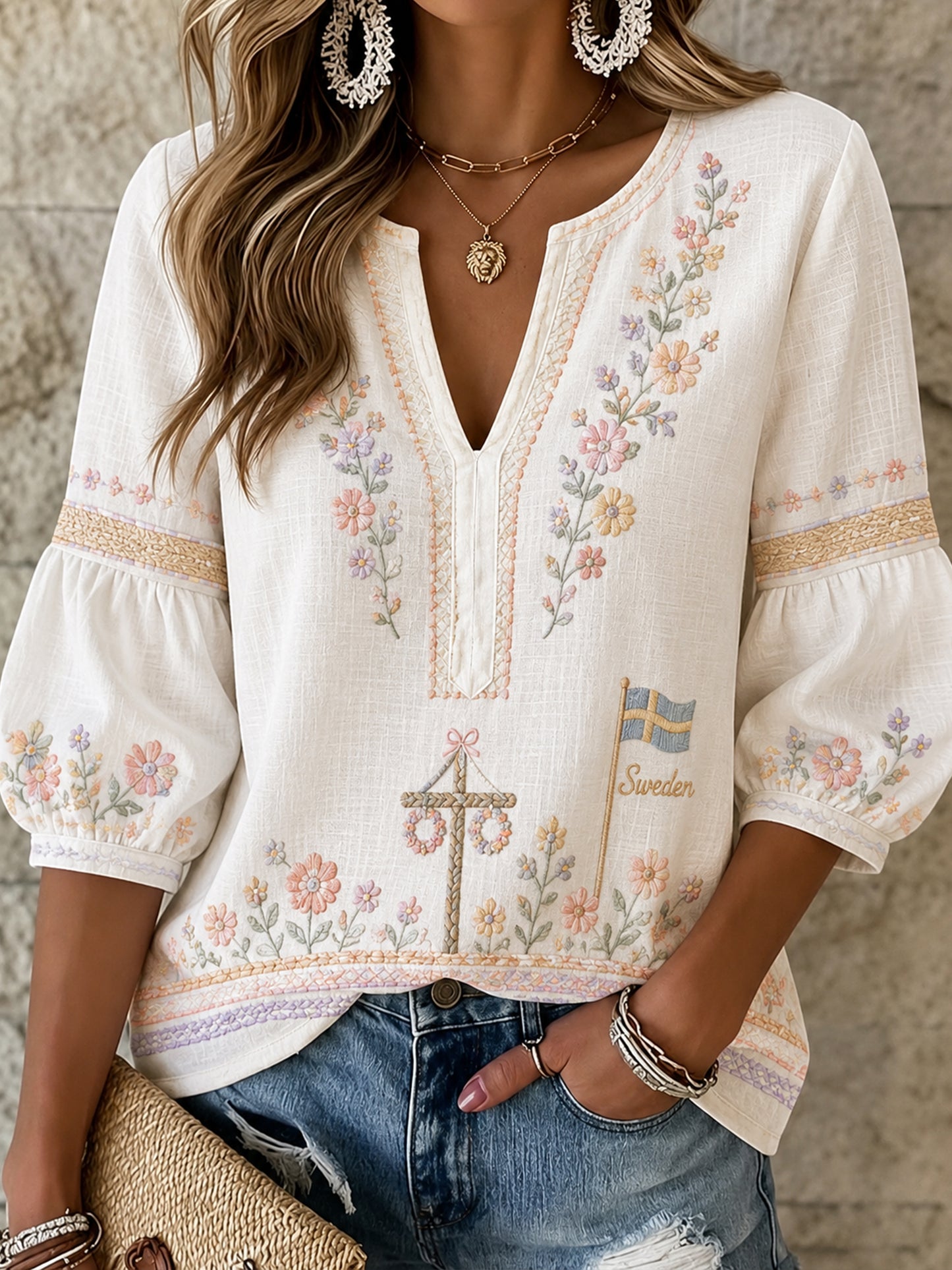 Kvinnors V-Hack Top Med konstnärlig tryck - Svenska midsommar & Nationaldag minnesutgåvan